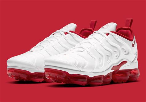 vapormax nike weiß rot|vapormax plus white red.